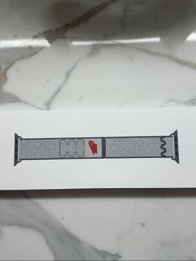 NIB Nike Sport Loop Apple Watch Band - 42mm - Veiled Grey